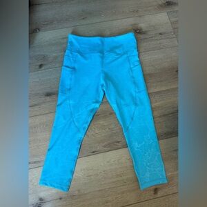 Zyia Active Women's Teal Crop Yoga Pants Size 8-10